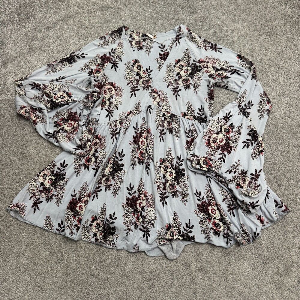 Free People Speak Easy Tunic Blouse Womens XS Blue Floral Bell Sleeve Babydoll